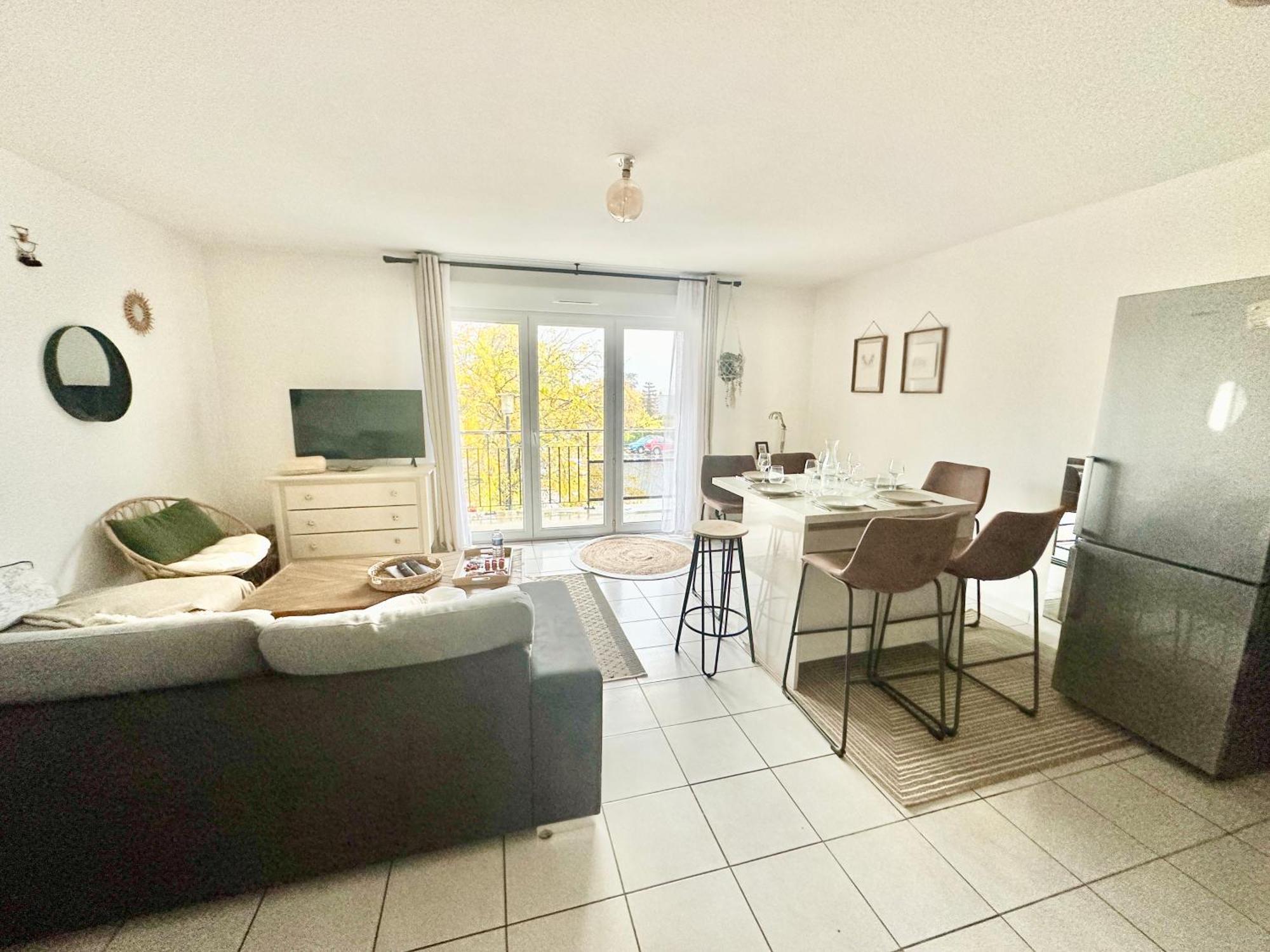 Appartement L'Arsene, Un Cocon Avec Terrasse à Panazol Extérieur photo
